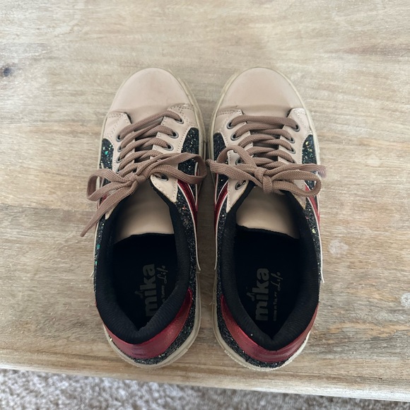 Glitter lightning bolt shoes - Picture 3 of 8